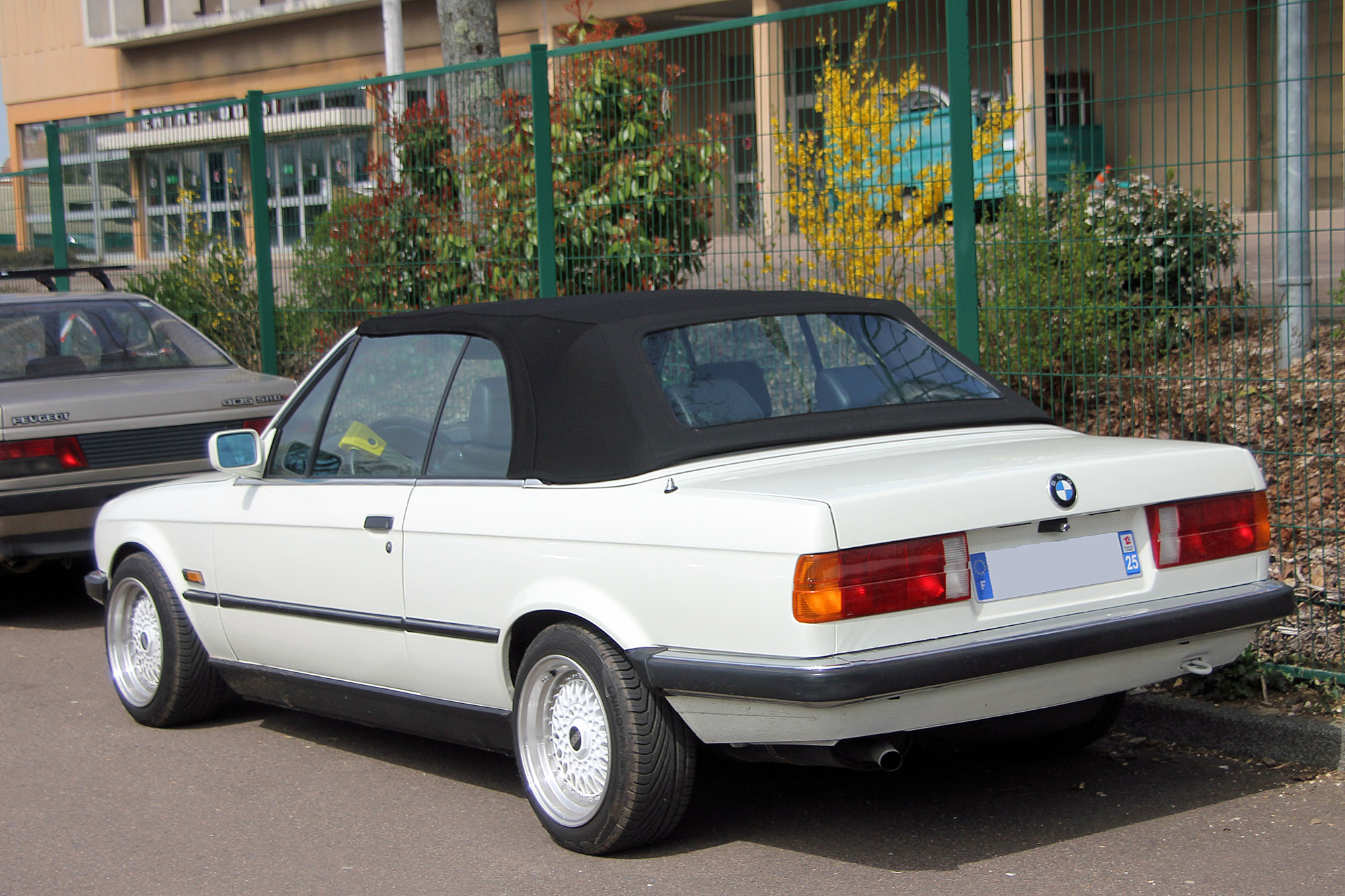 BMW Série 3 E30 phase 1