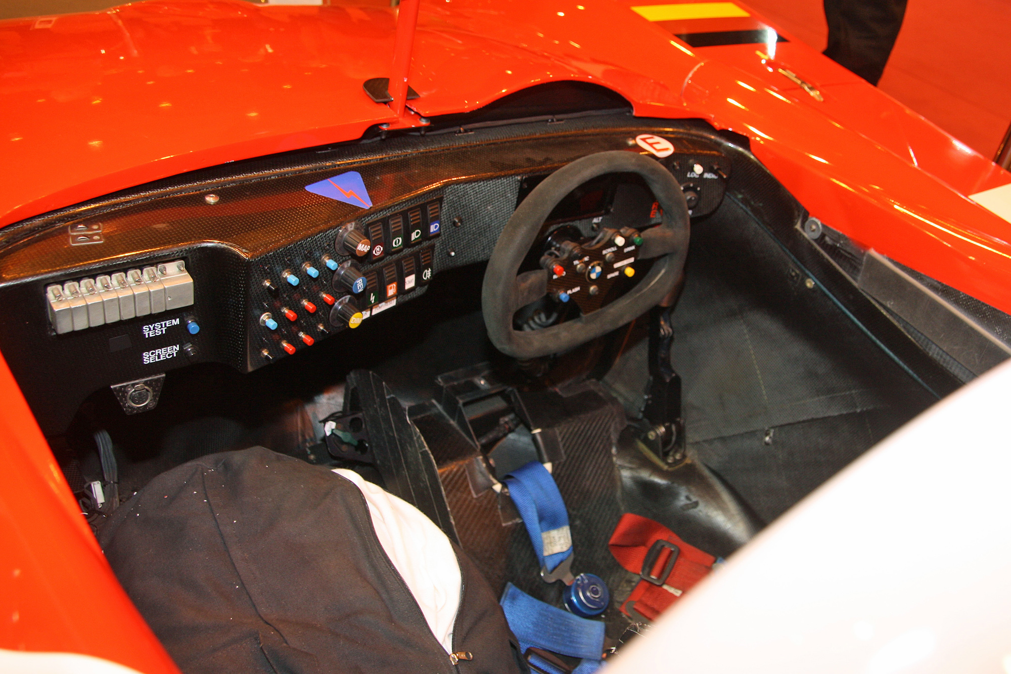 BMW V12 LMR