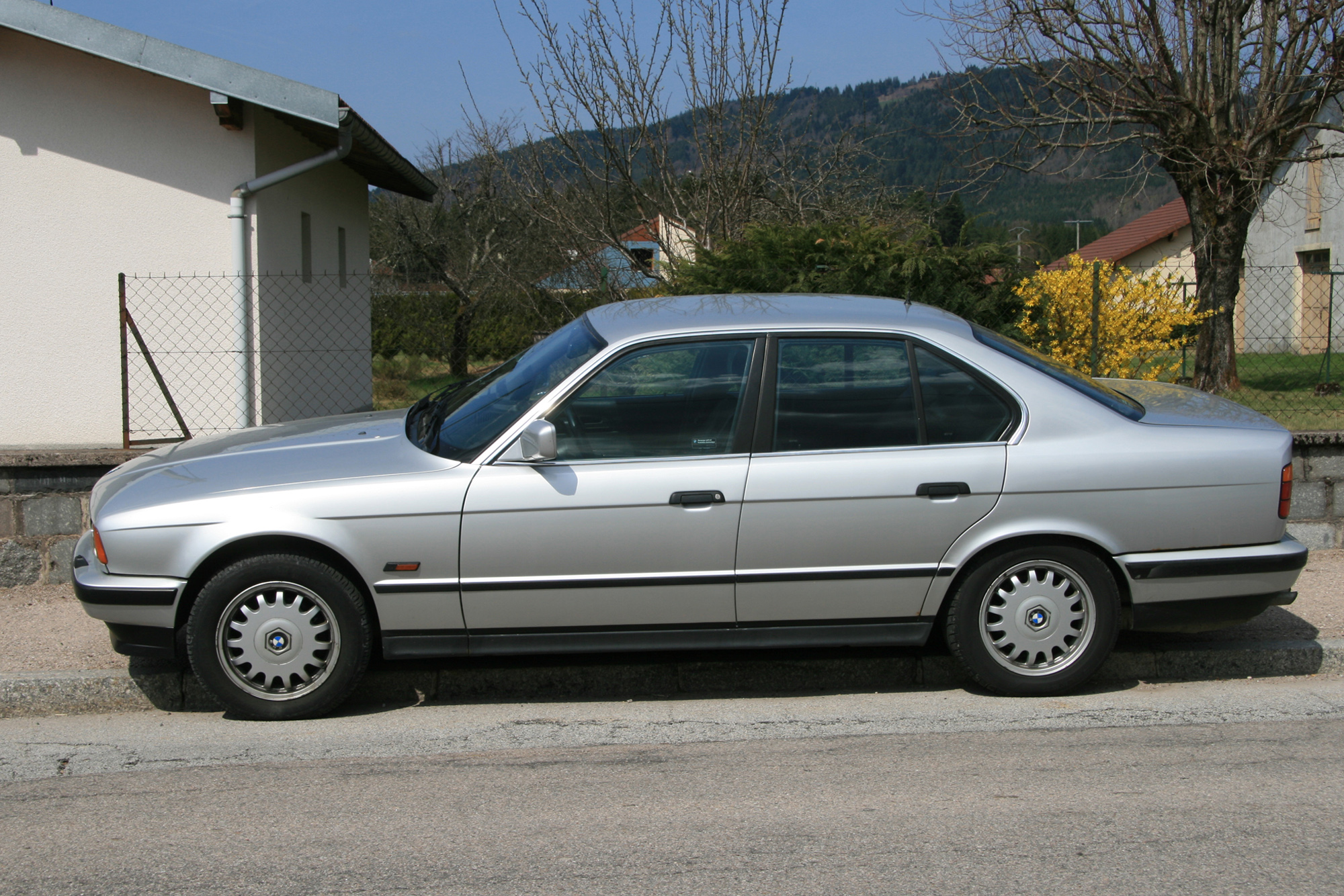 BMW Série 5 E34