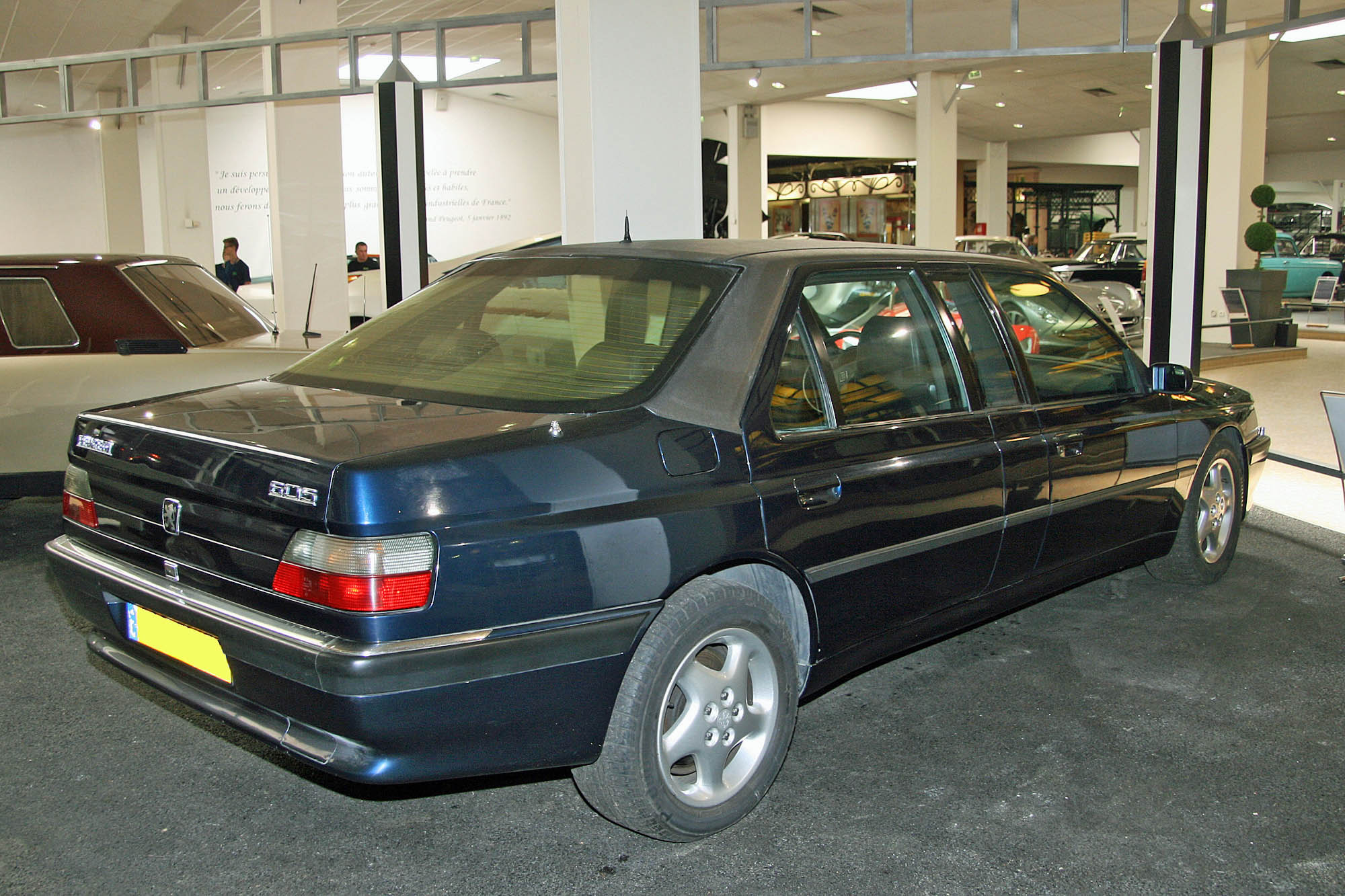 Peugeot 605 limousine blindée