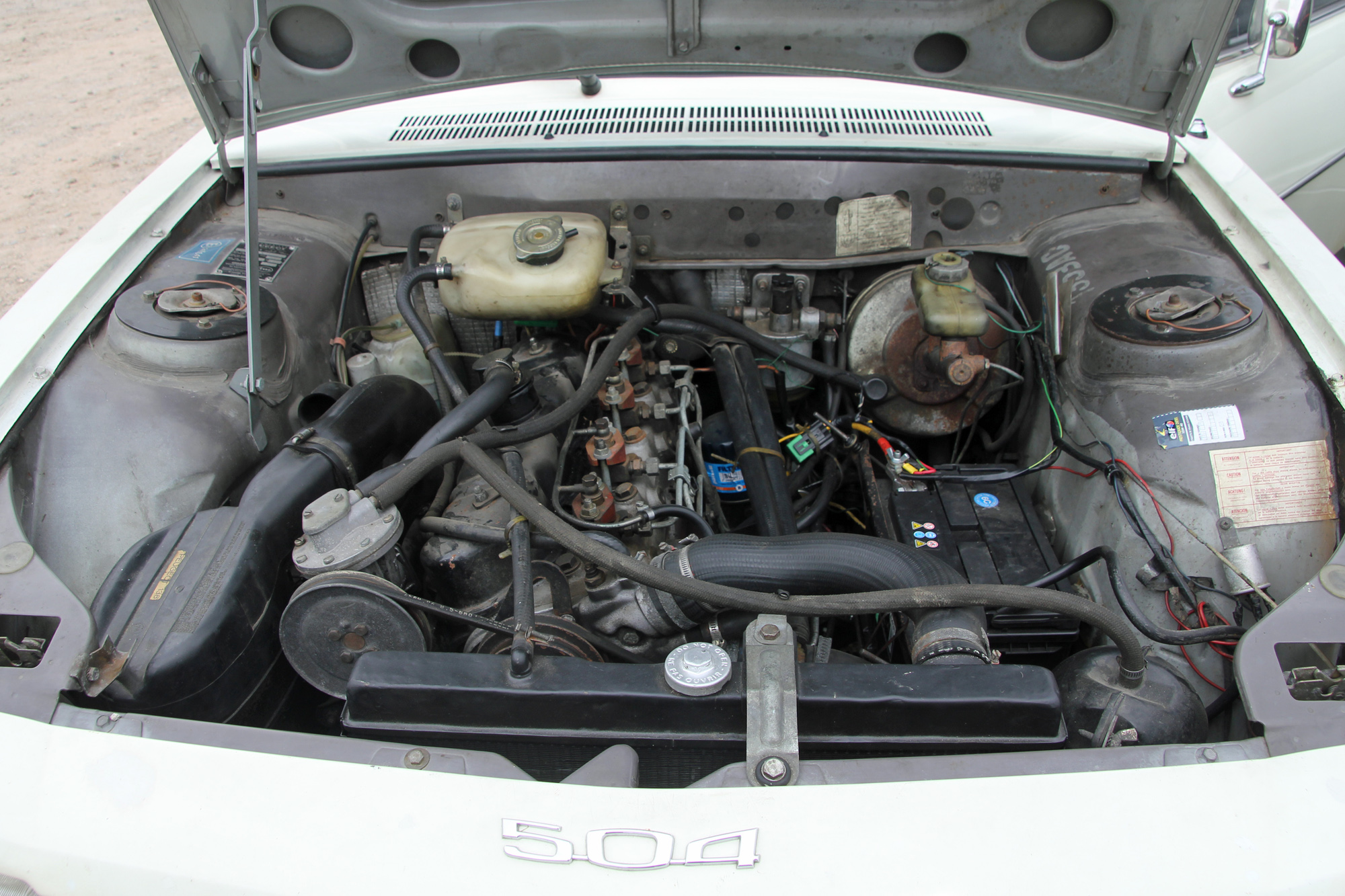 Peugeot 504