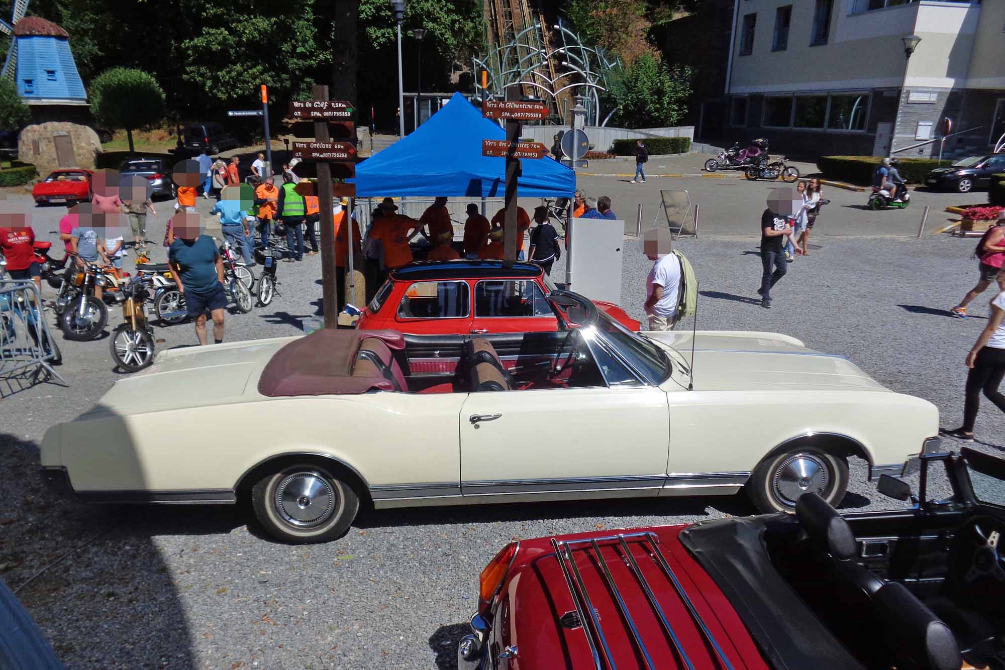 Oldsmobile 88 6
