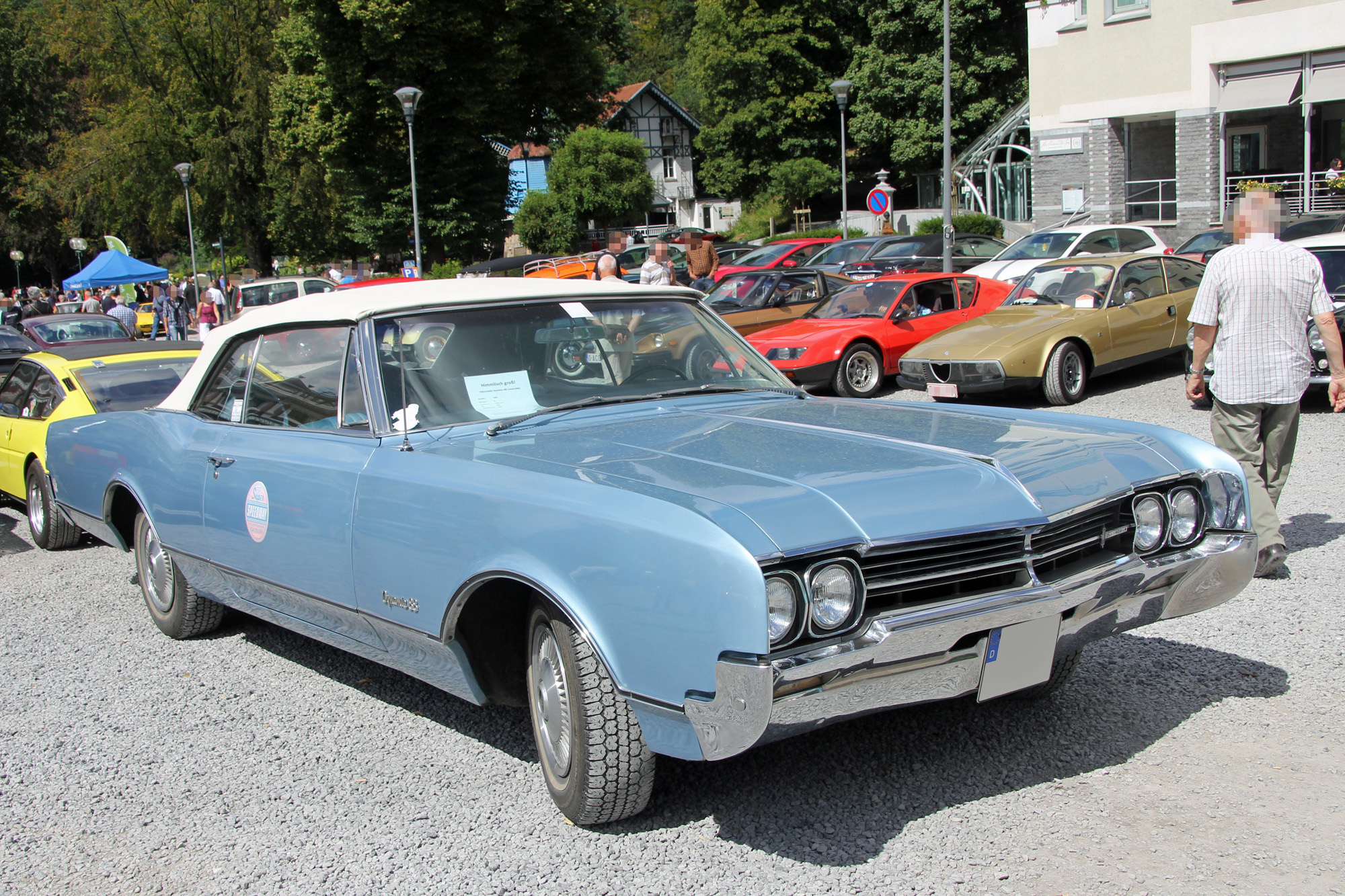 Oldsmobile 88 6