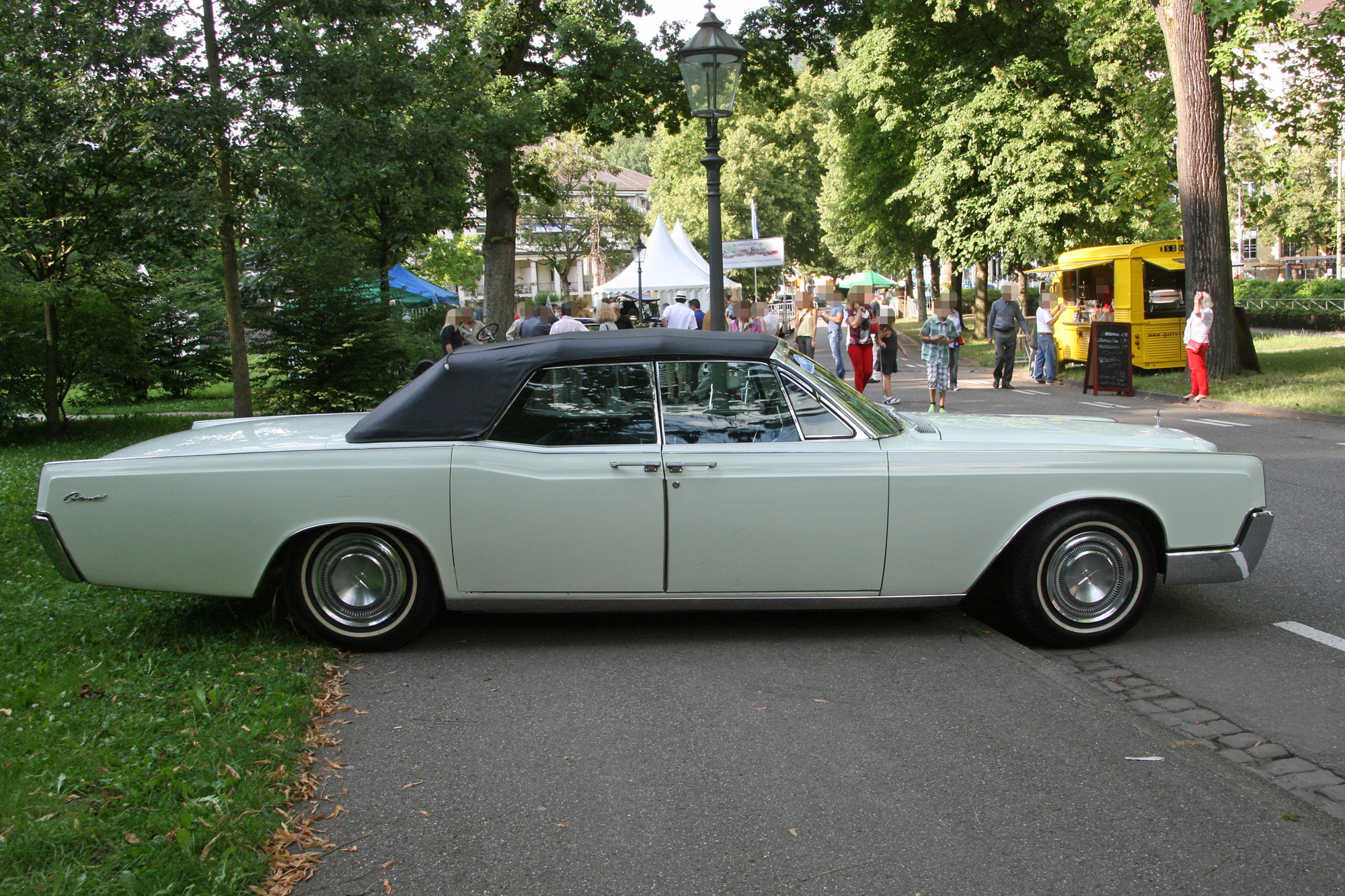 Lincoln Continental mk4