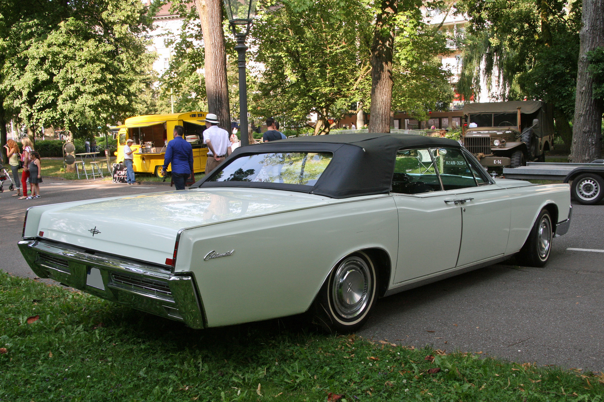 Lincoln Continental mk4