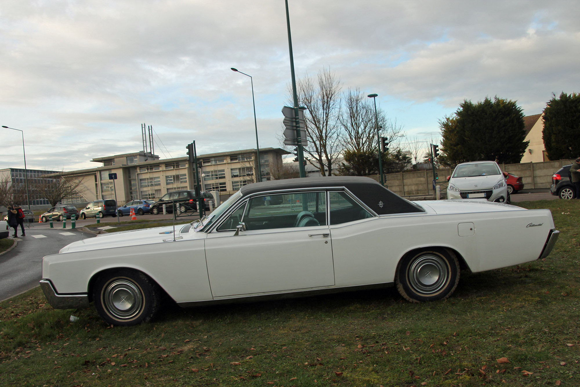 Lincoln Continental mk4