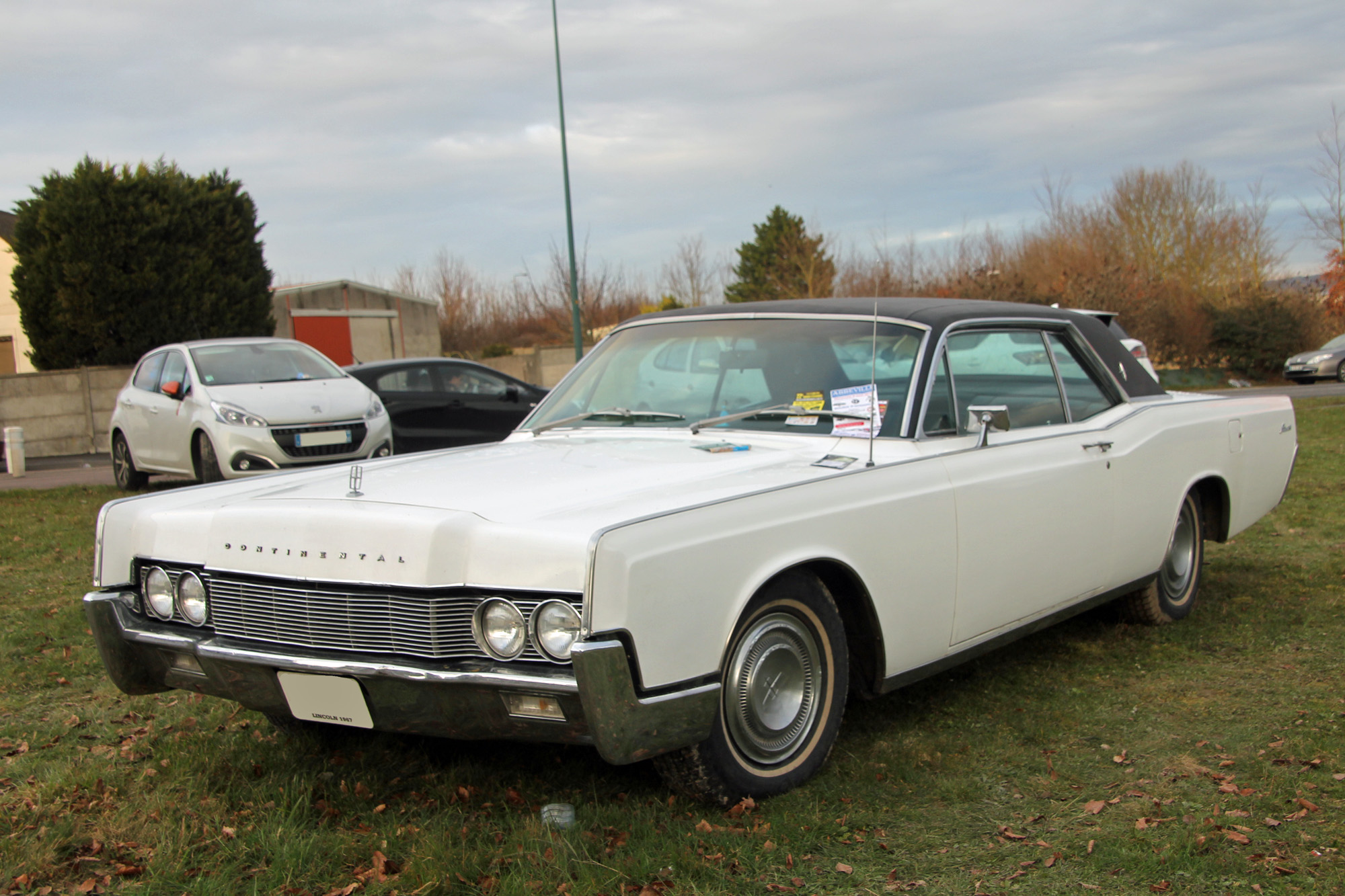 Lincoln Continental mk4