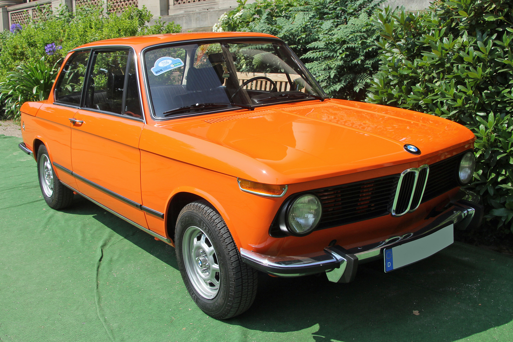 BMW 1502