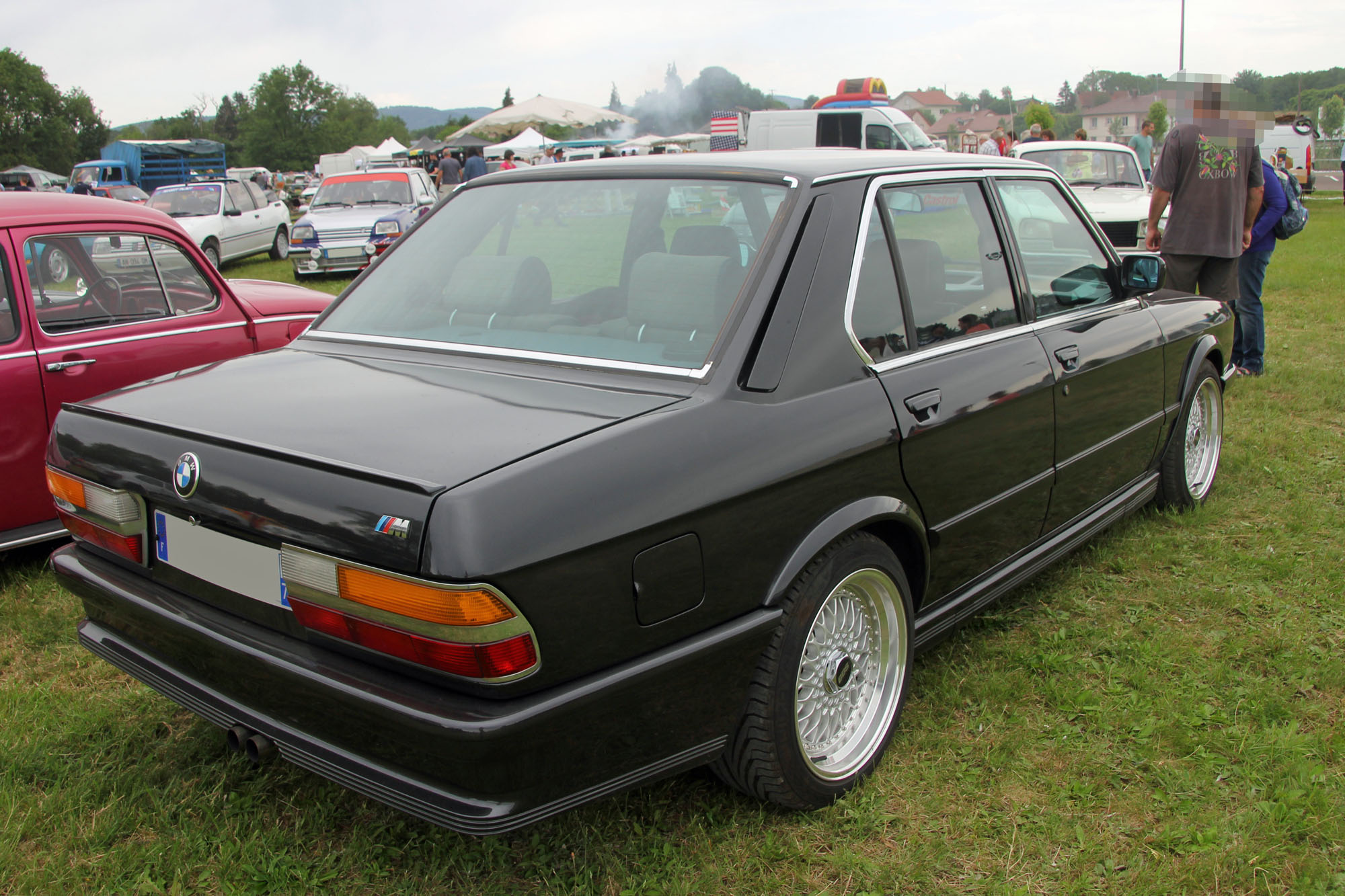 BMW M5 E28