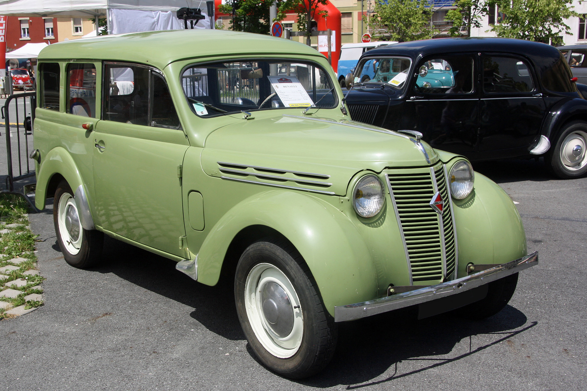 Renault Dauphinoise