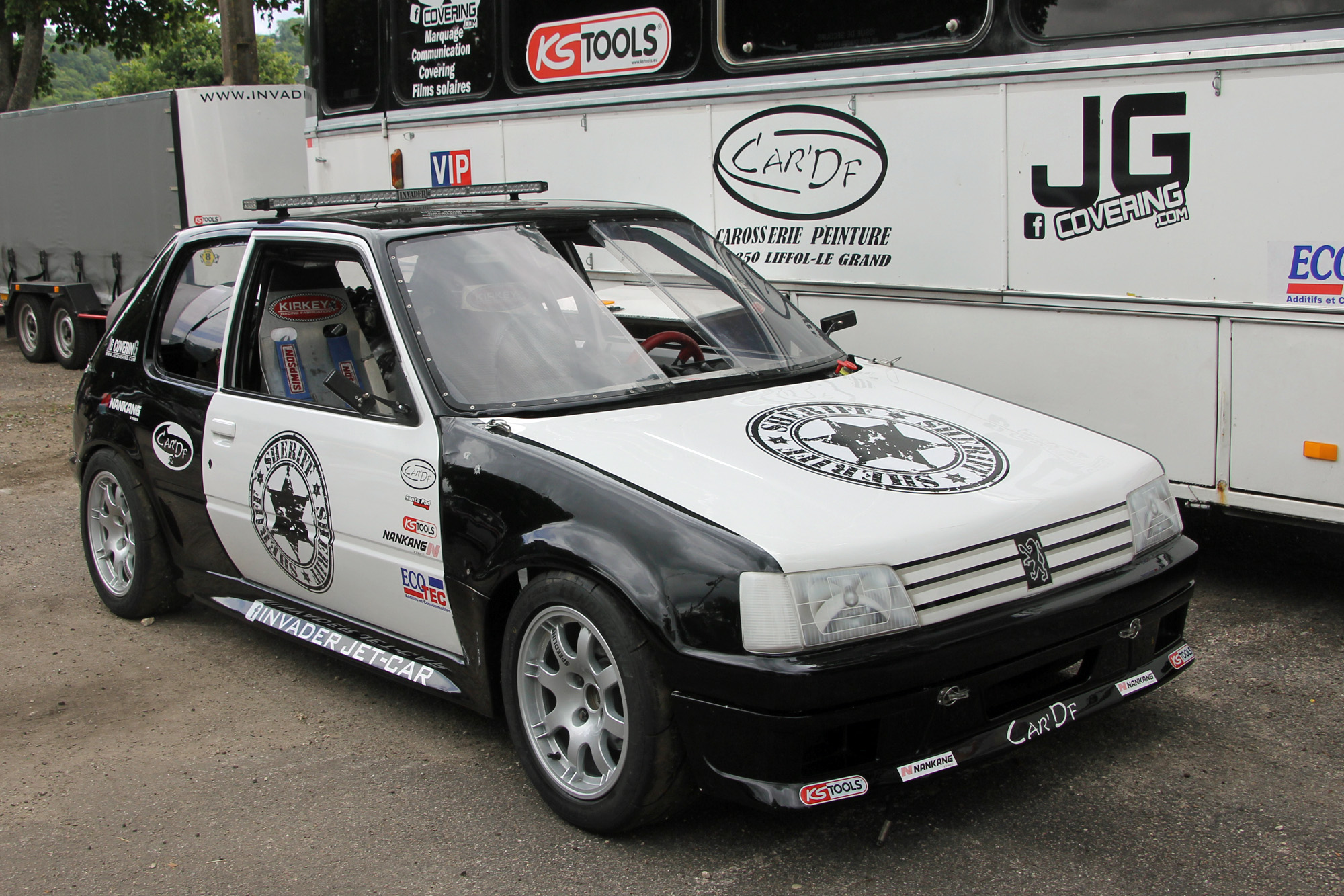 Peugeot 205 à réaction