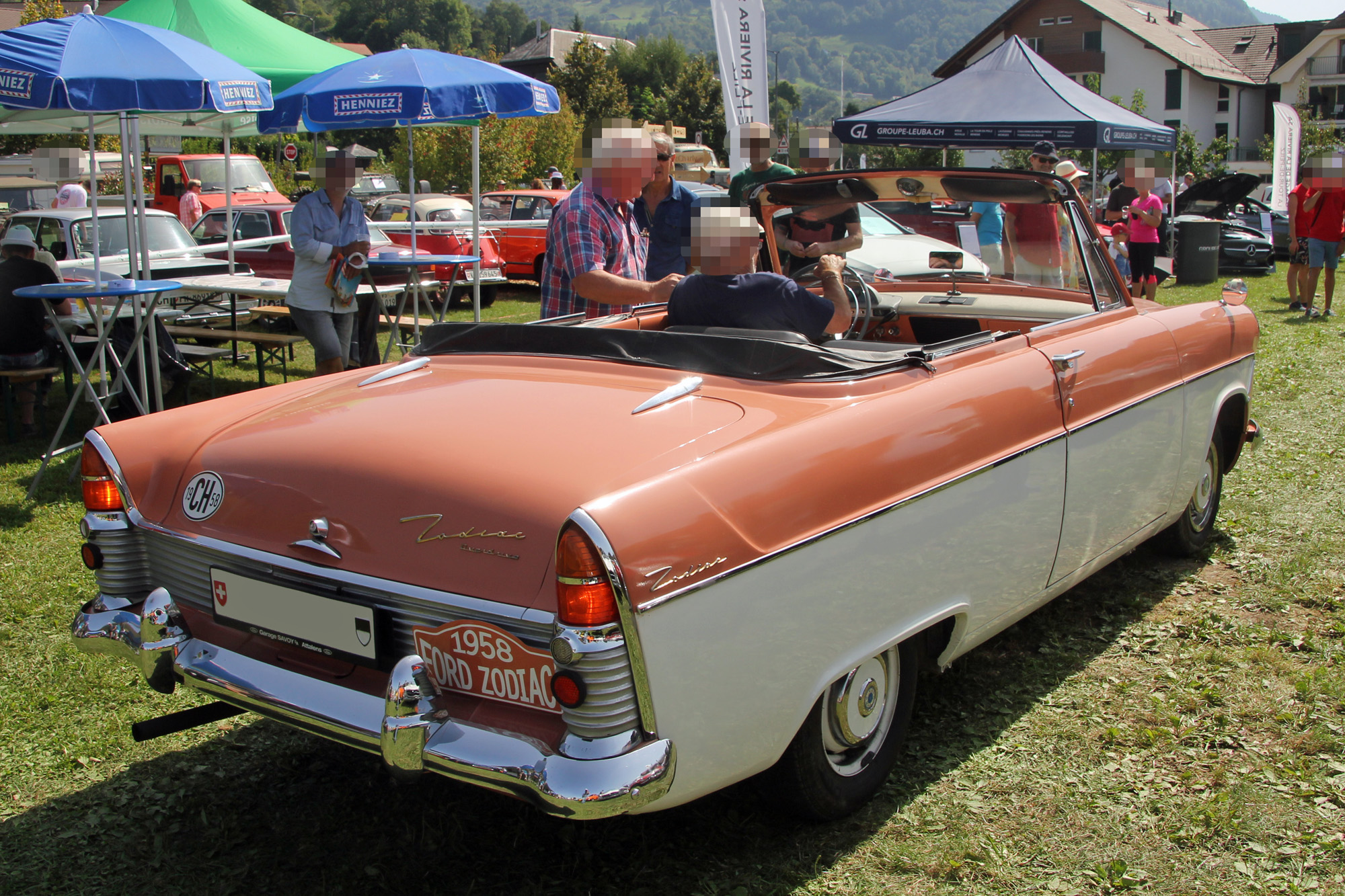 Ford England Zodiac mk 2