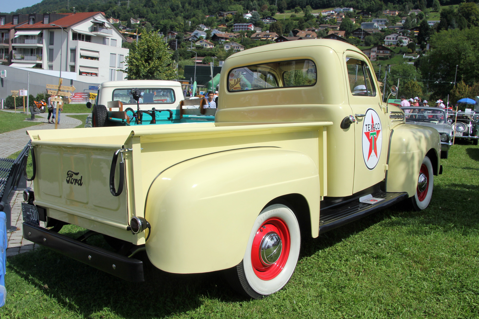 Ford USA F pick-up 1 1951