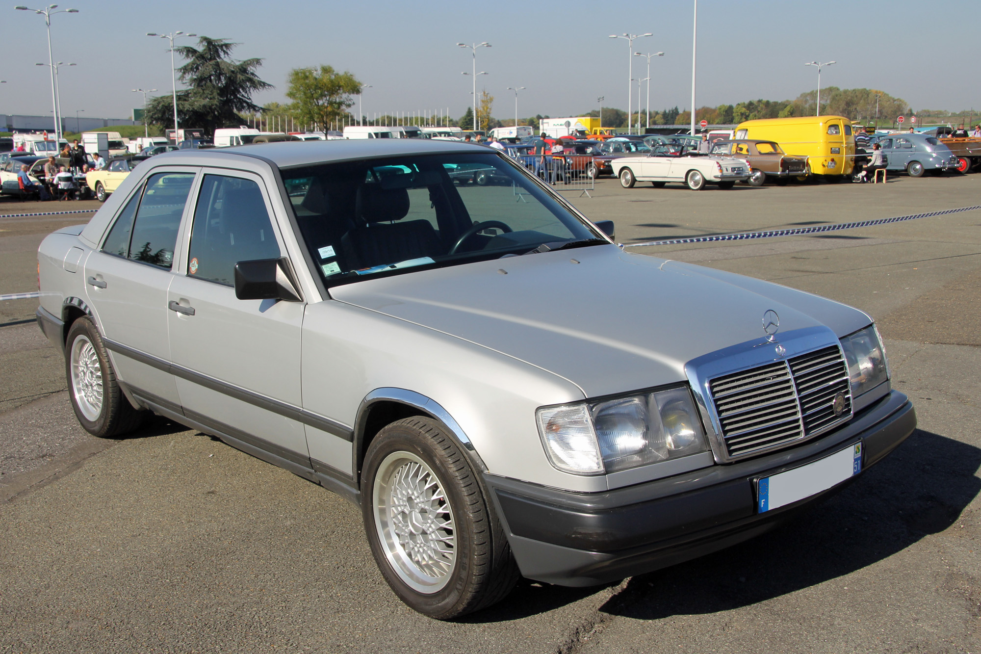 Mercedes-Benz Classe E W124