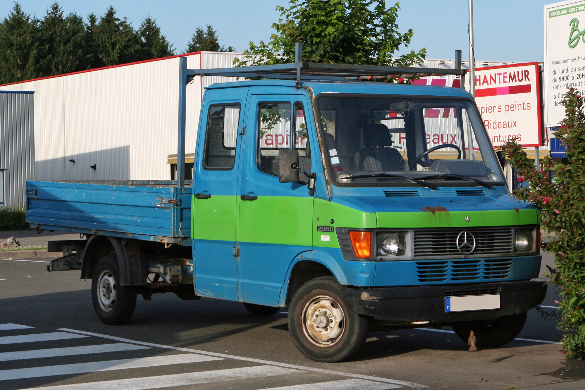 Mercedes-Benz TN