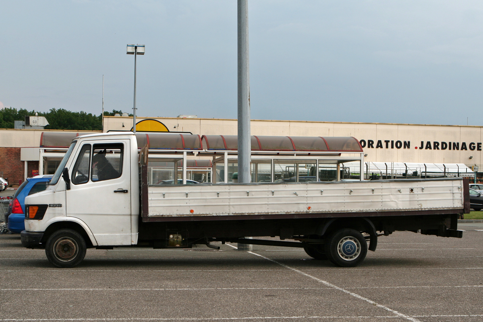 Mercedes-Benz TN