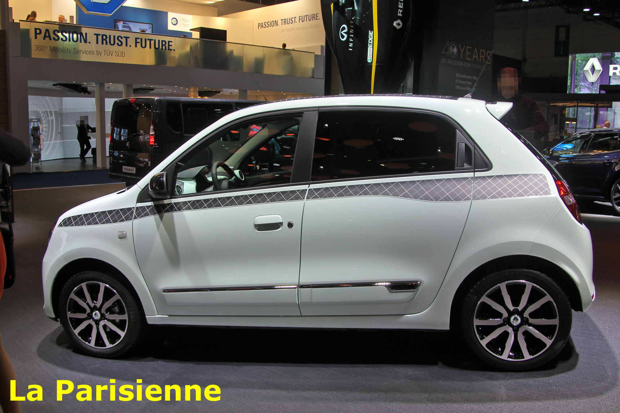 Renault Twingo 3 phase 1 La Parisienne