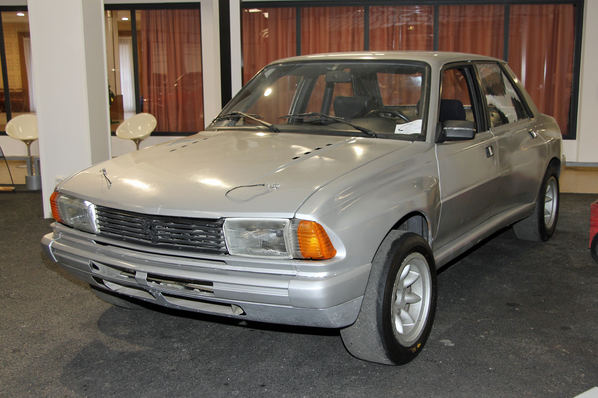 Peugeot Concept 305 V6 Proto