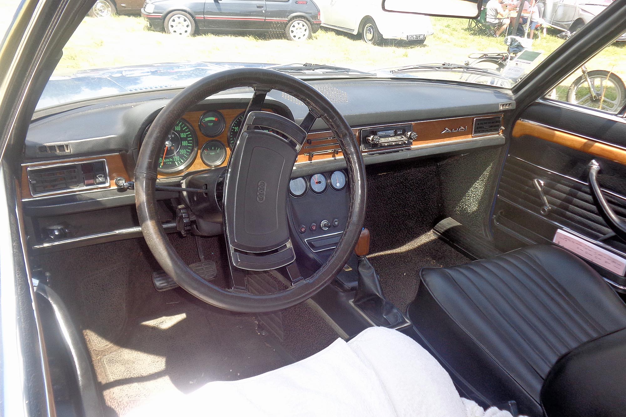 Audi 100 coupé S