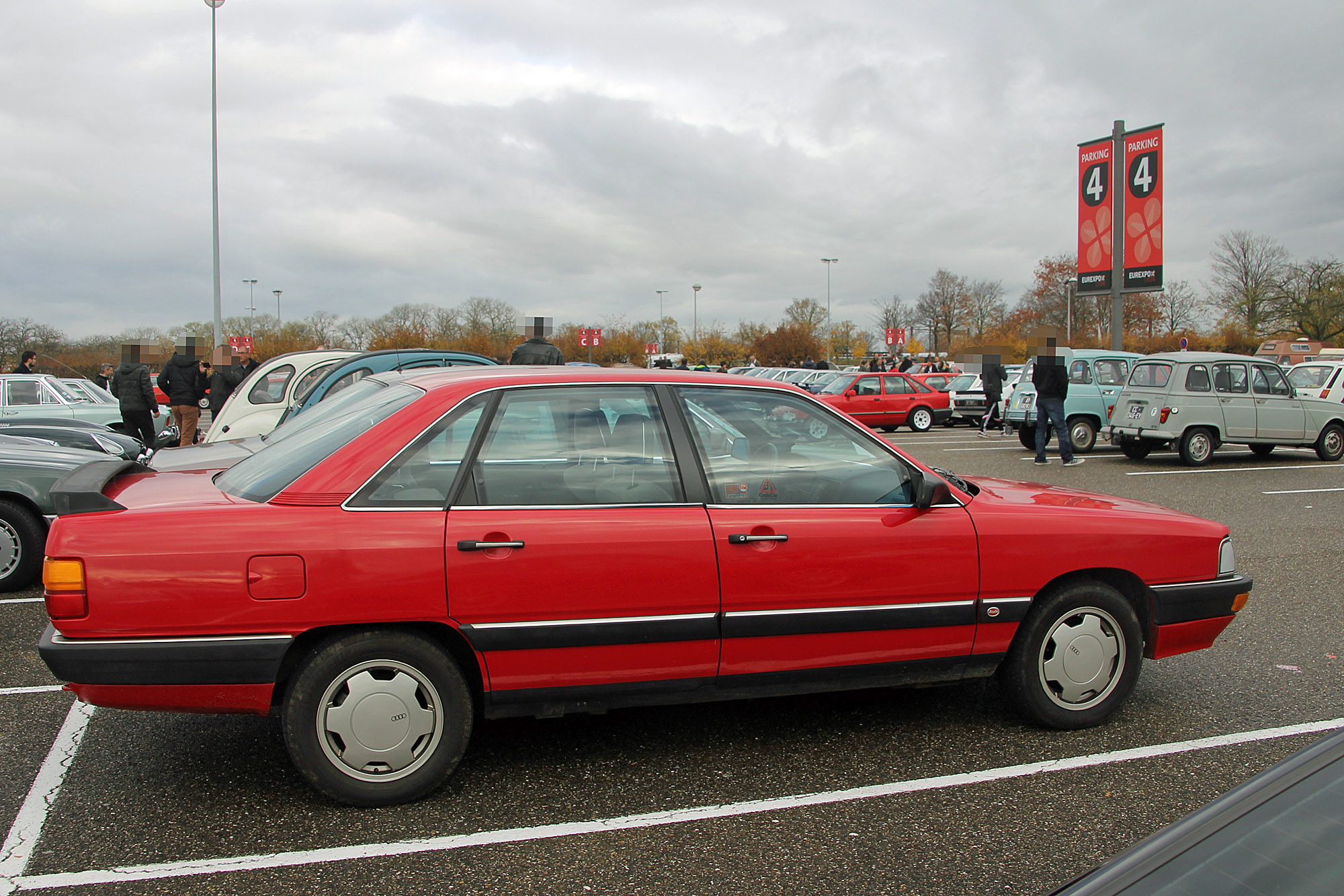 Audi 200 C2