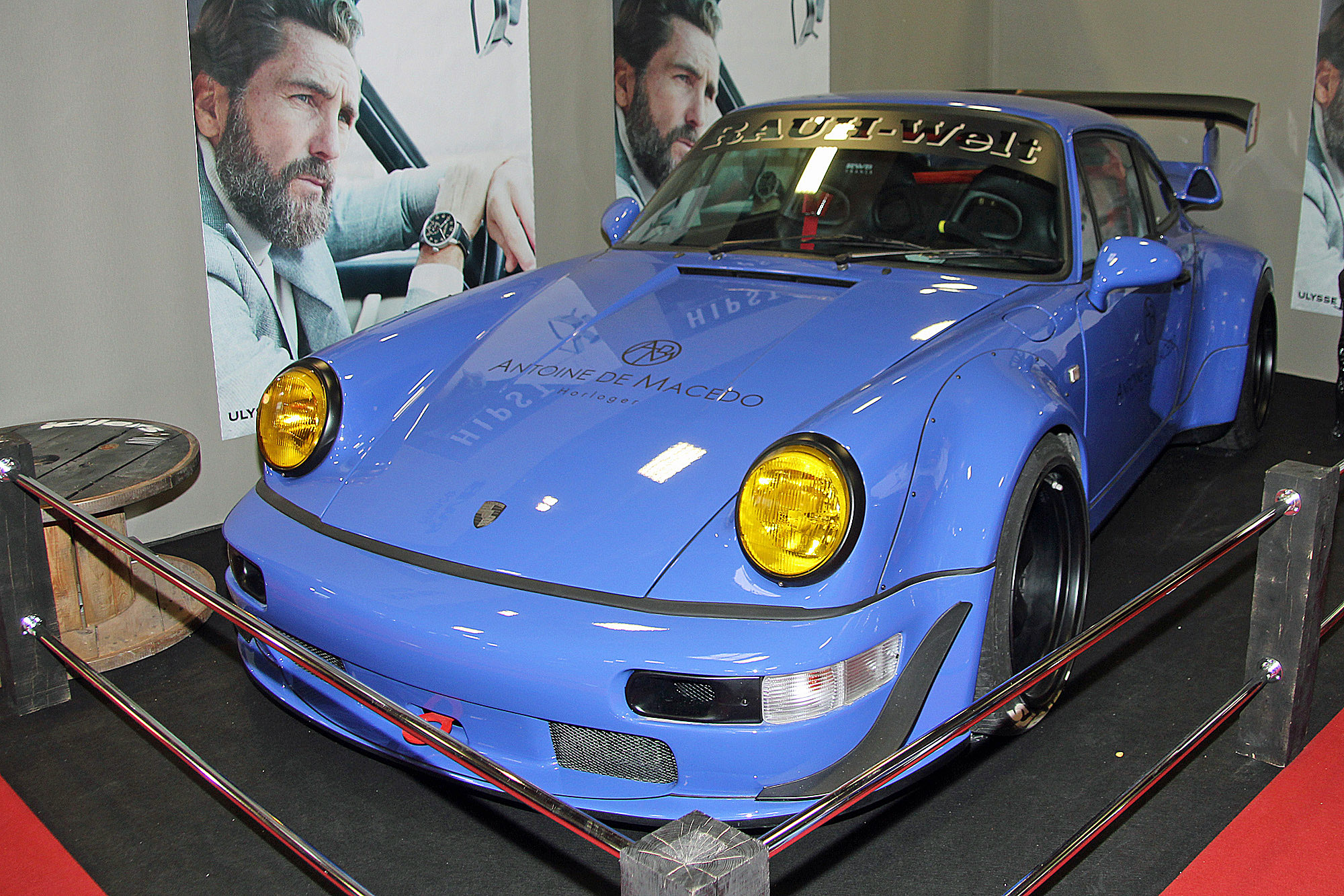 Porsche 964 RWB