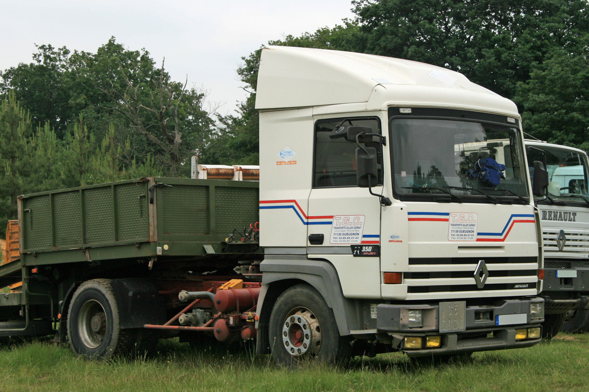 Renault R