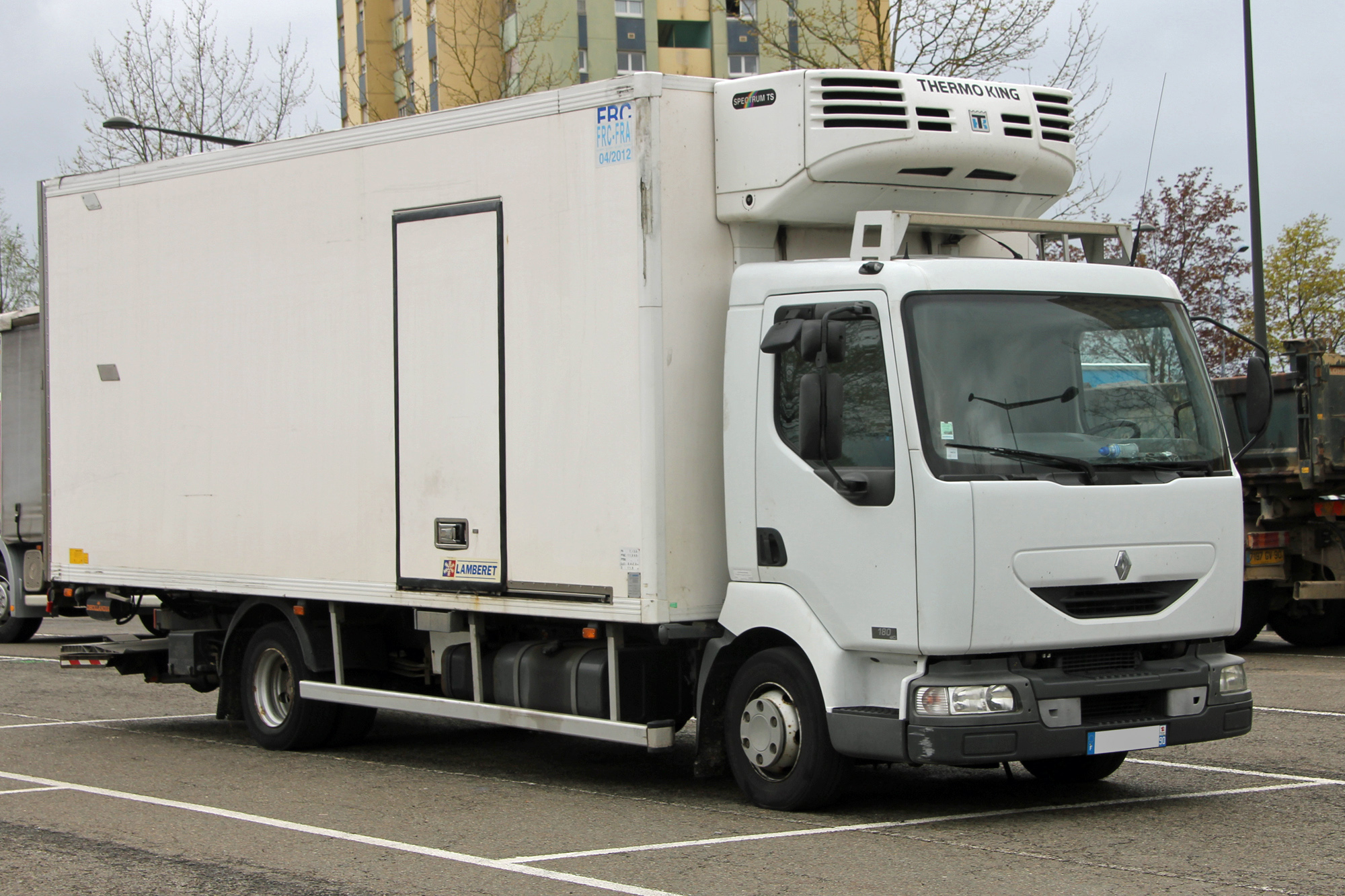 Renault Midlum