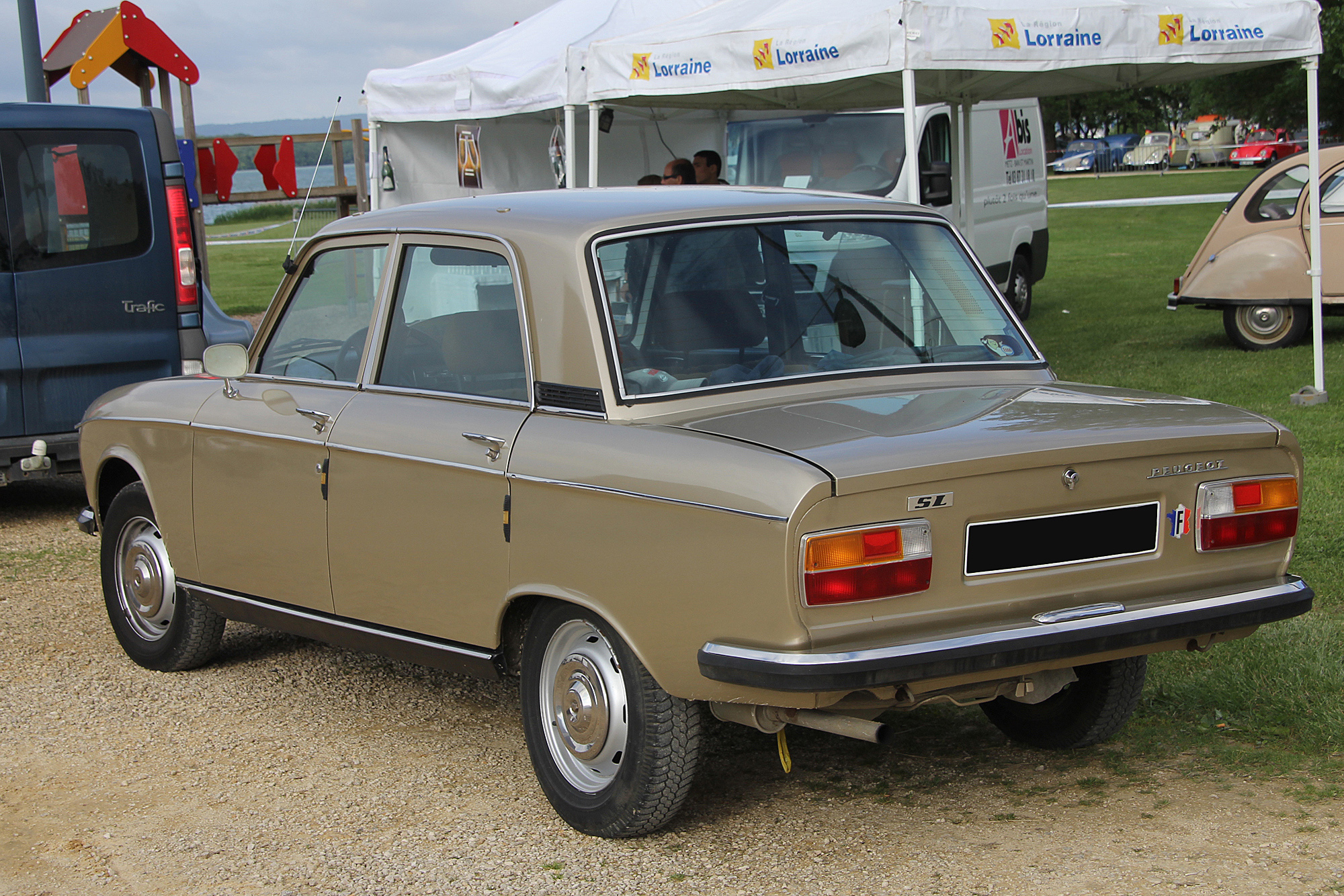 Peugeot 304