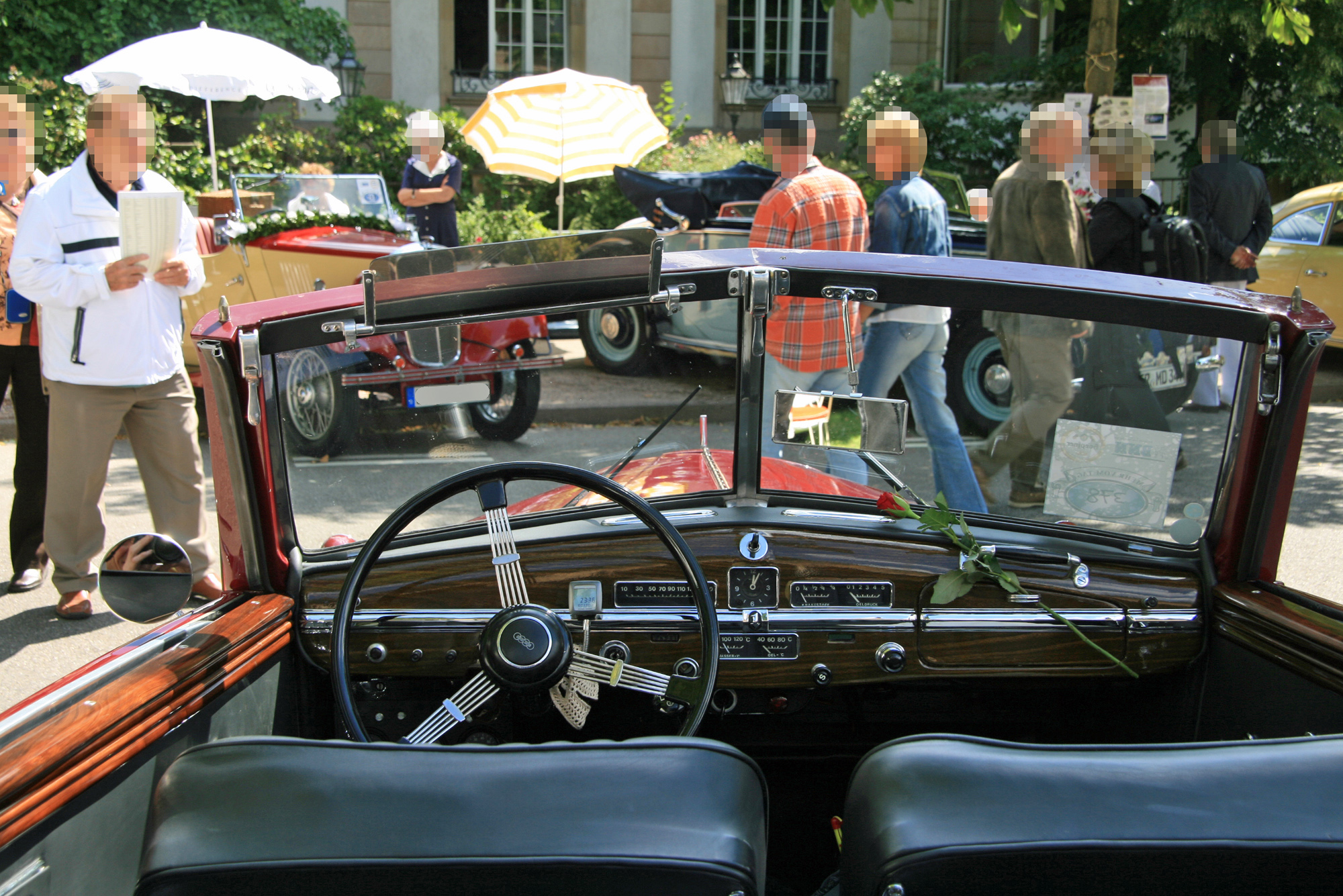 Description du véhicule Audi 920 Encyclopédie automobile