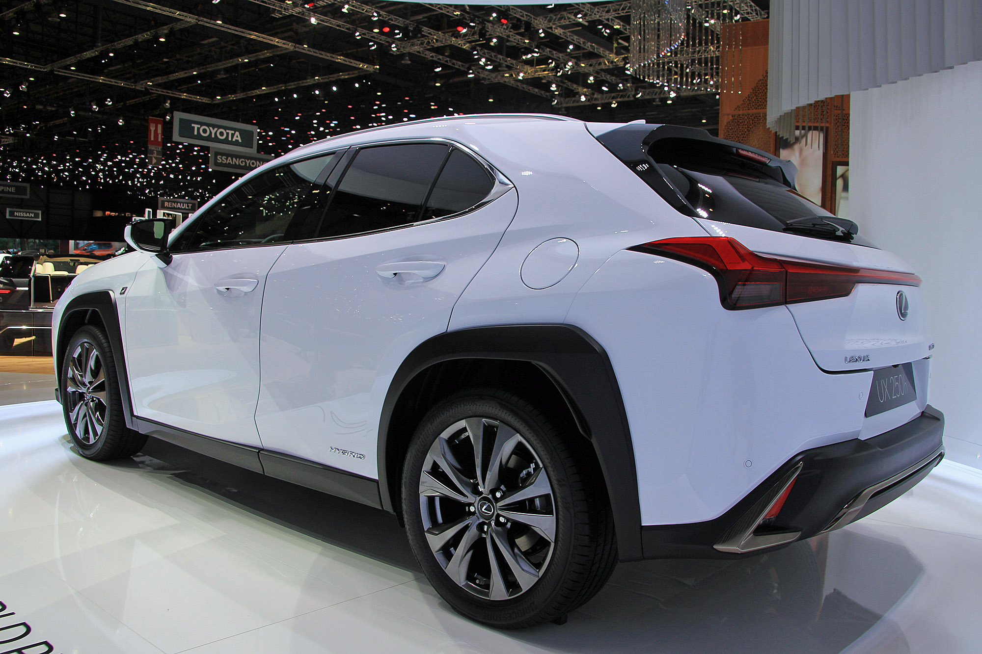 Lexus UX 250
