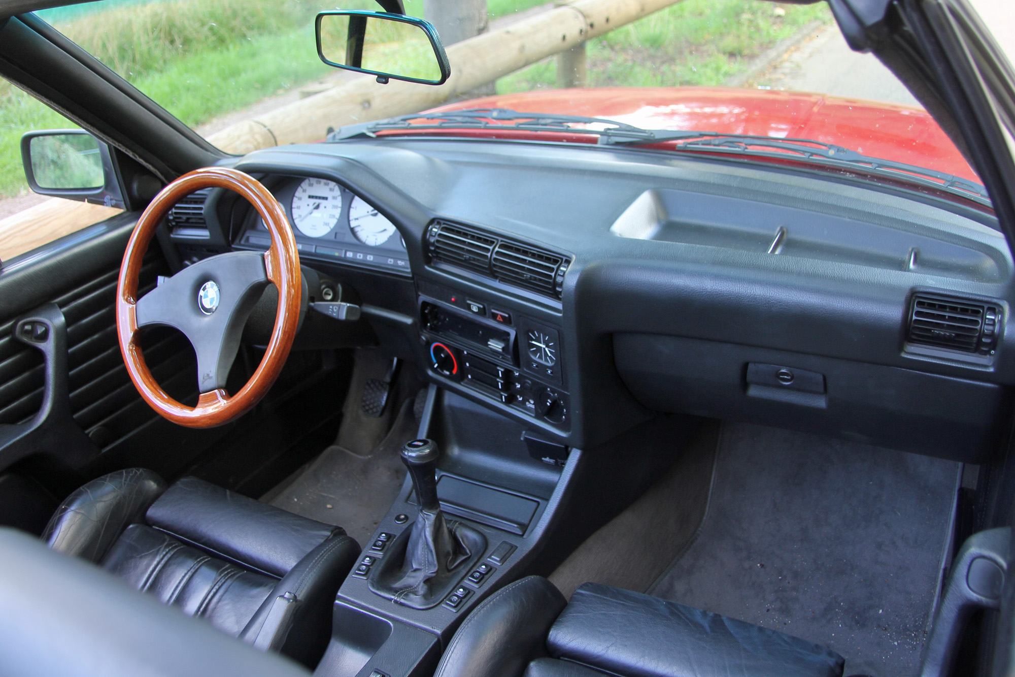 BMW Série 3 E30 phase 2