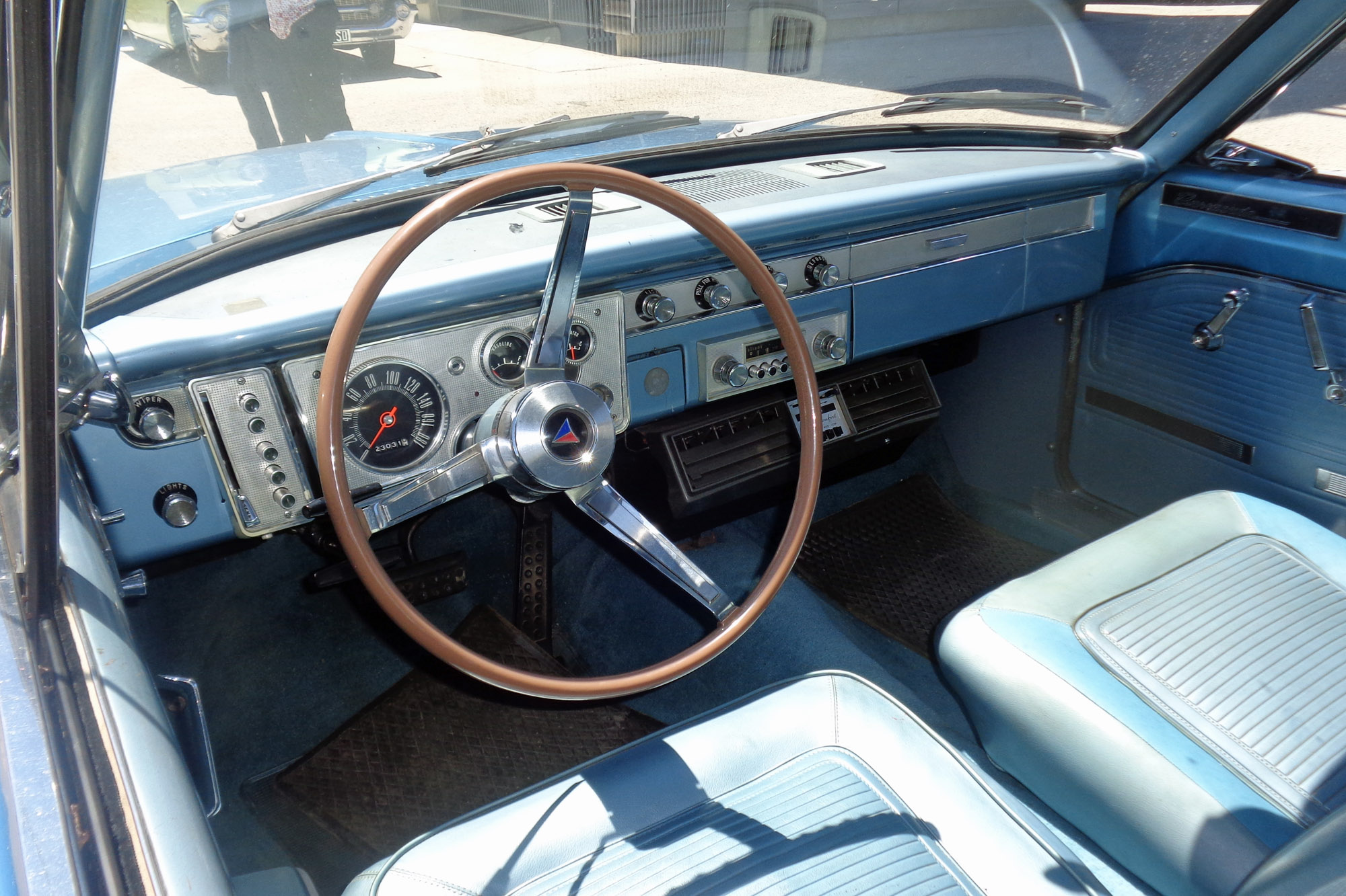 Plymouth Barracuda 1 1964