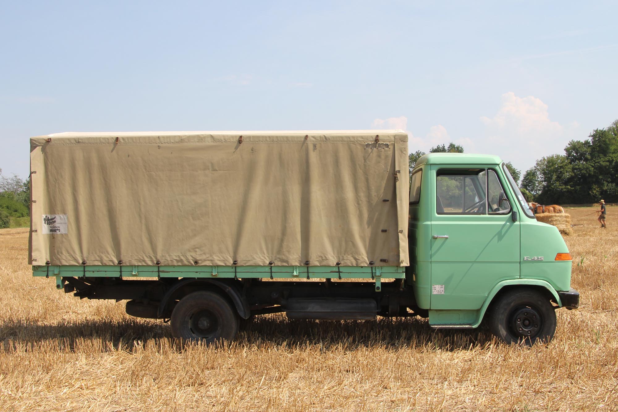 Hanomag  F45