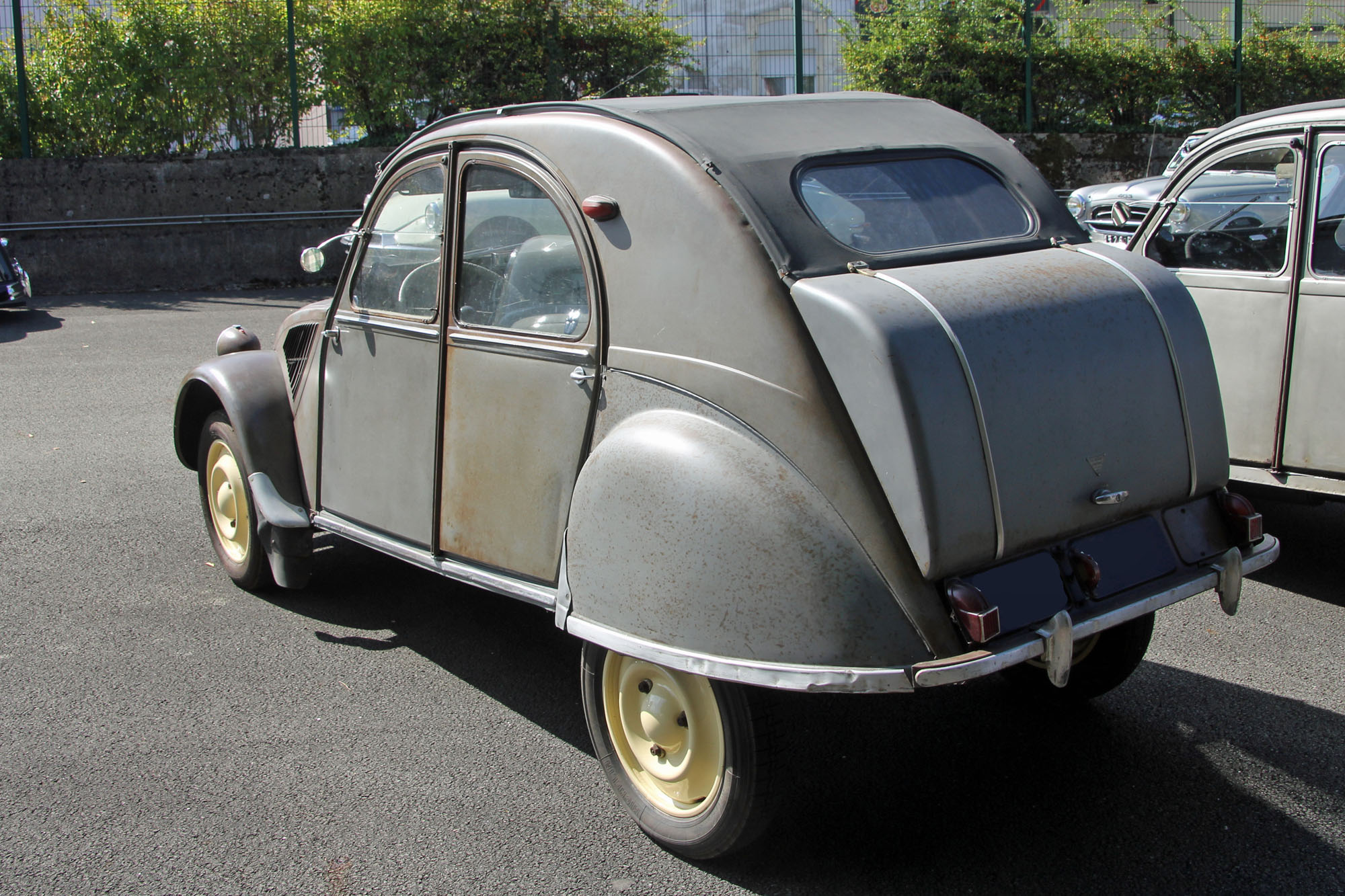 Citroën 2cv AZ ressort apparent