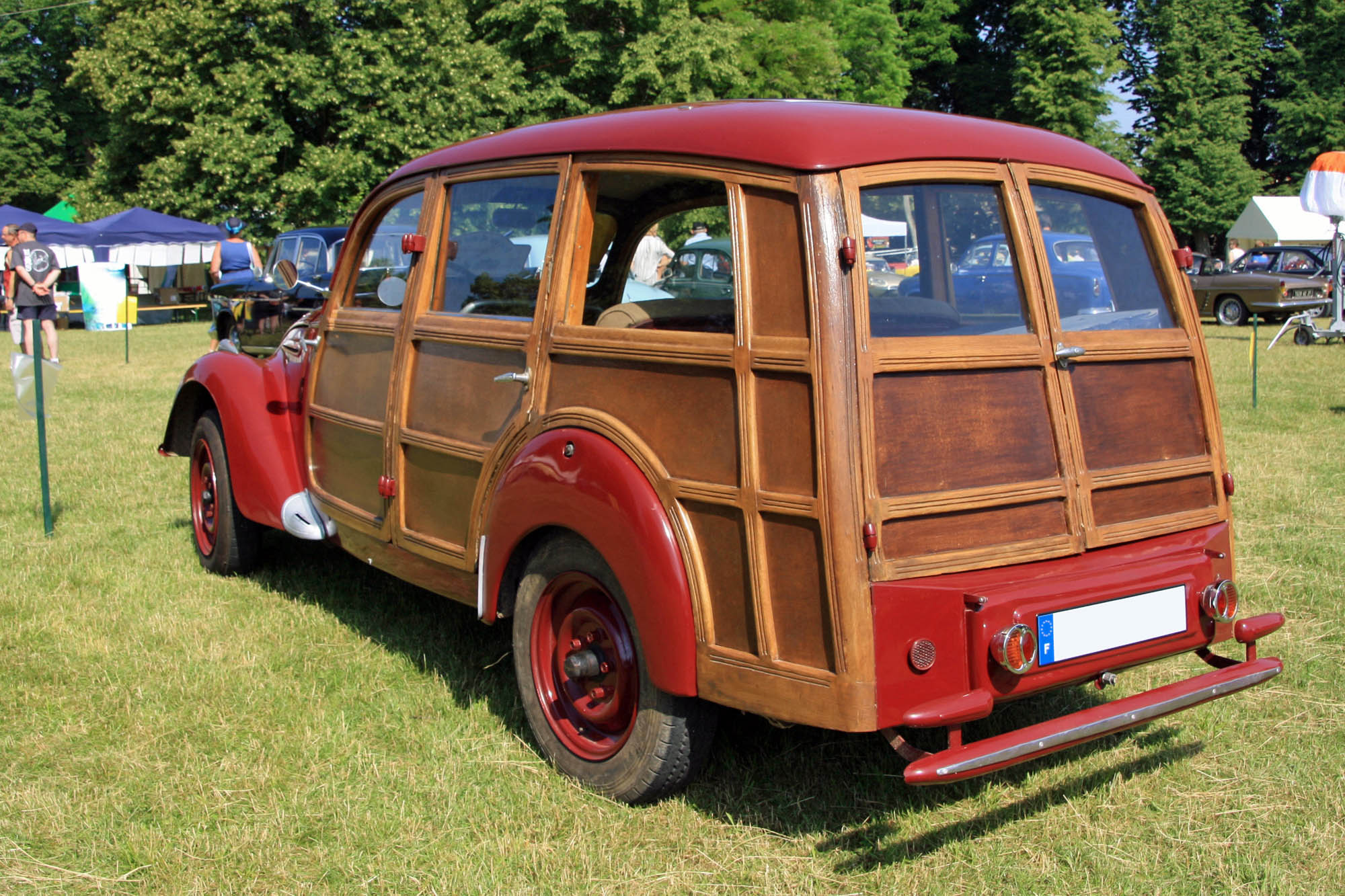 Peugeot 202 UH canadienne