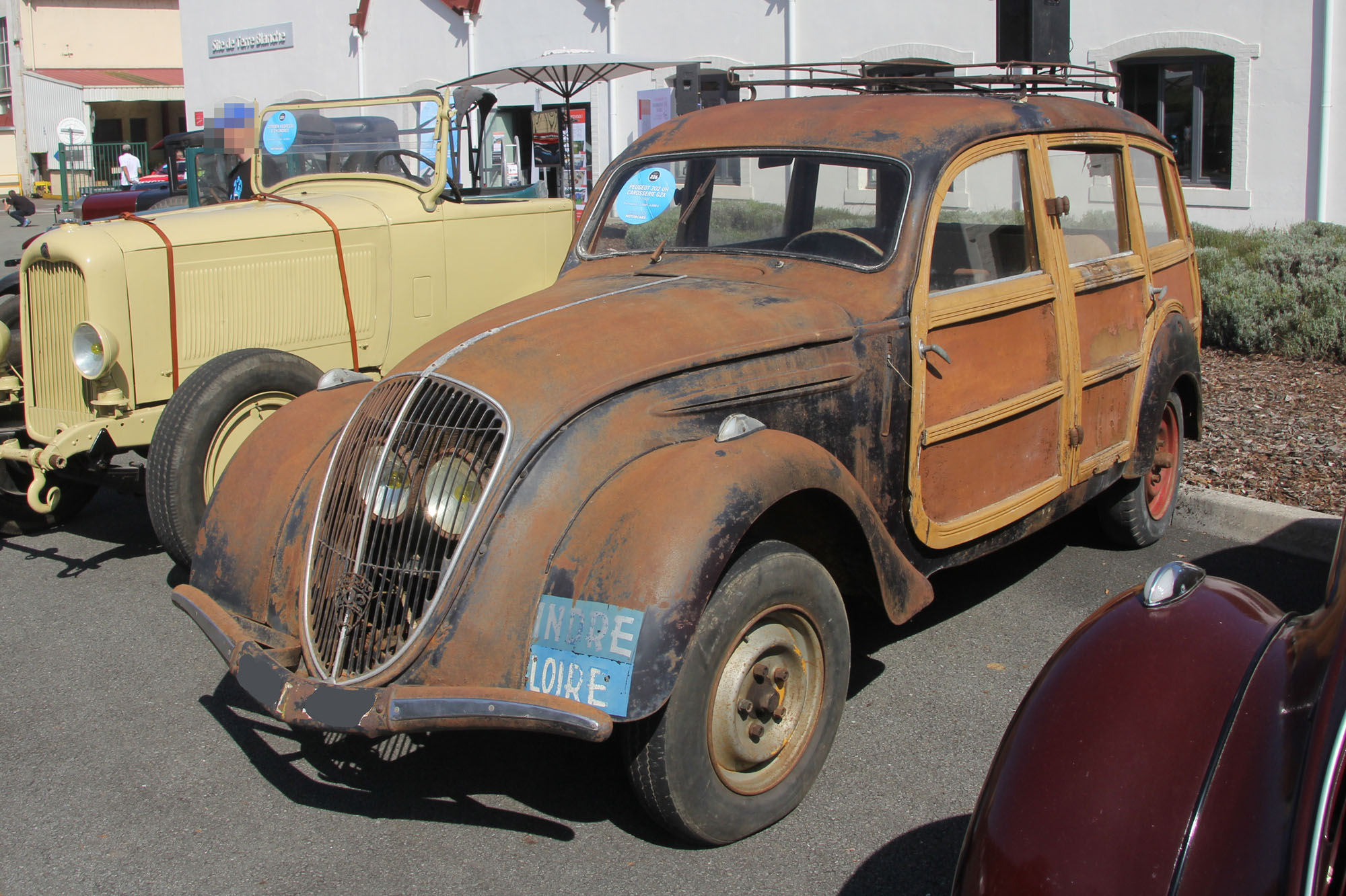 Peugeot 202 UH canadienne