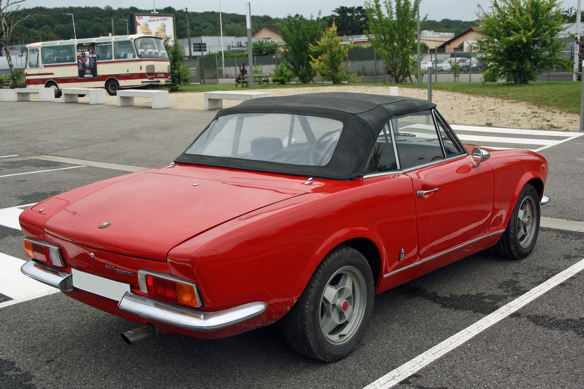 Fiat 124 cabriolet