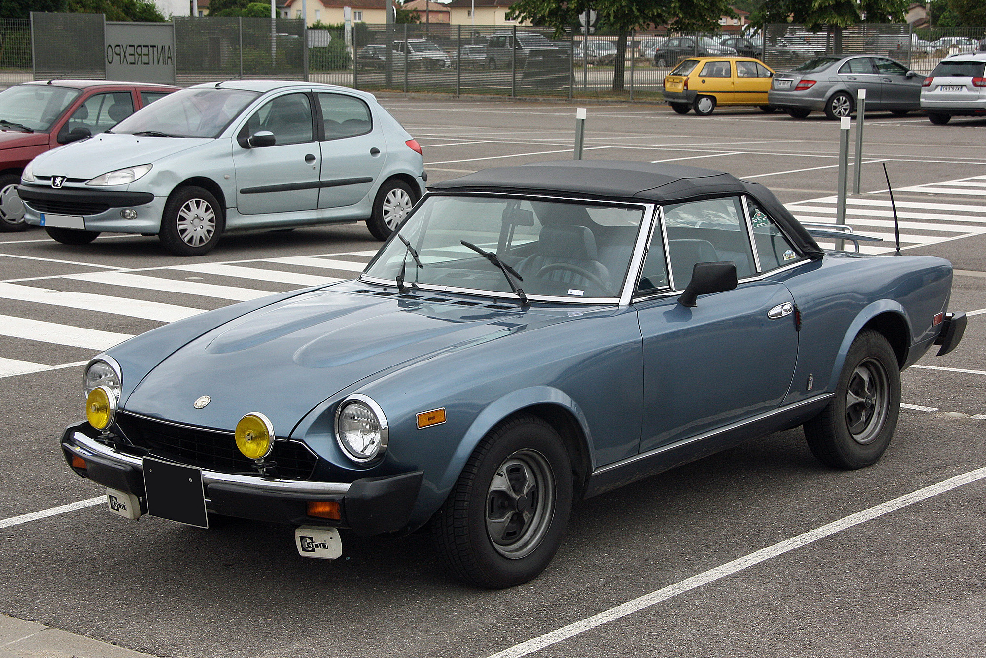 Fiat 124 cabriolet