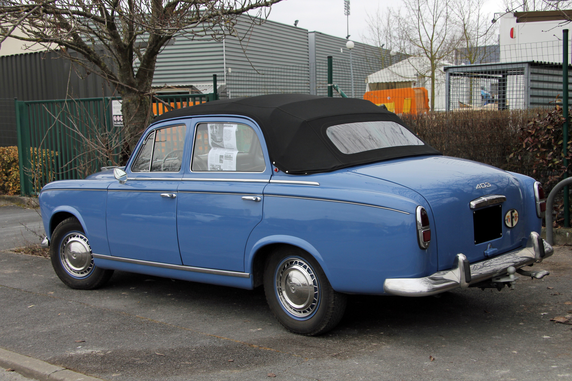 Peugeot 403