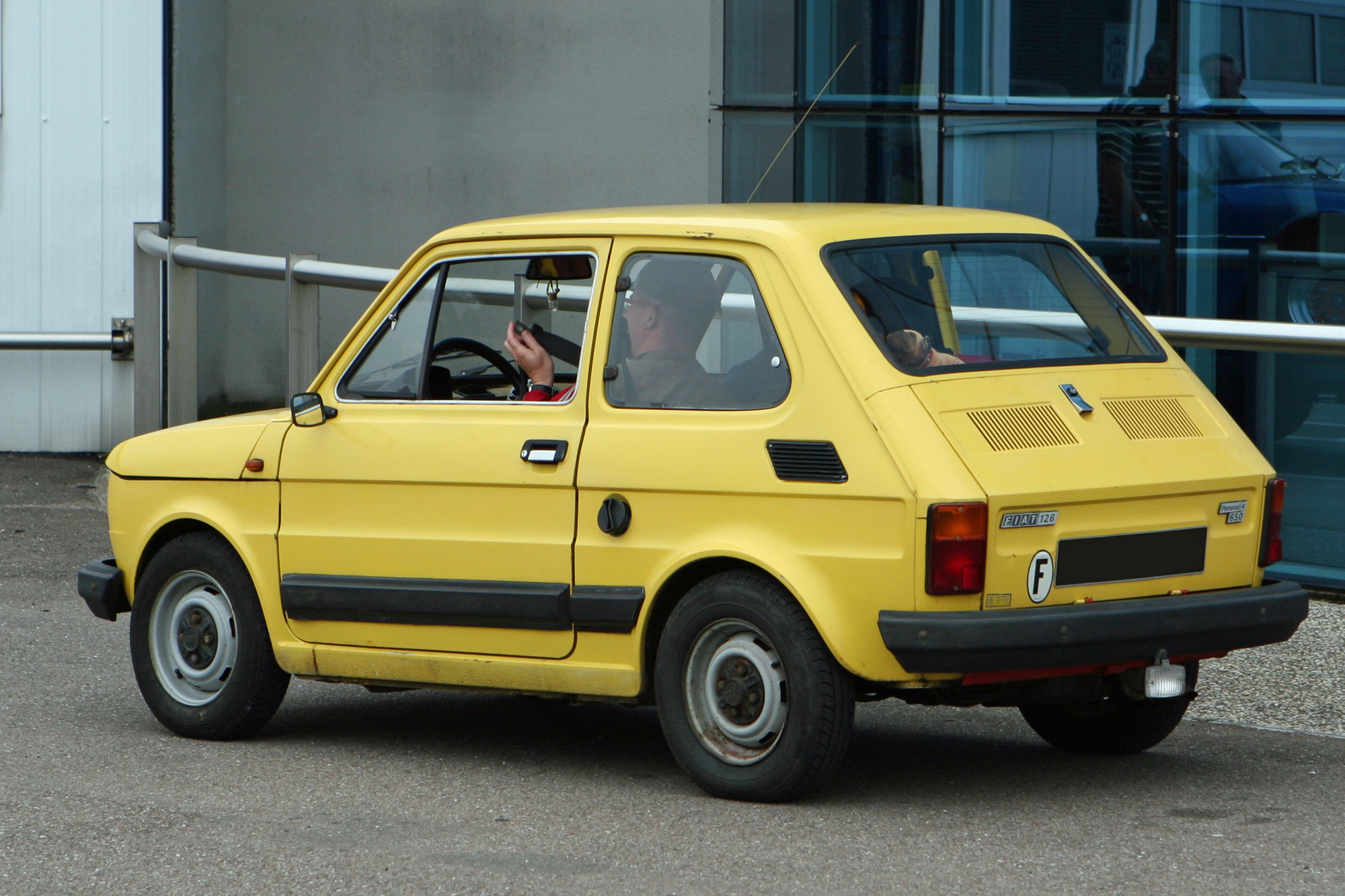 Description du véhicule Fiat 126 Encyclopédie automobile