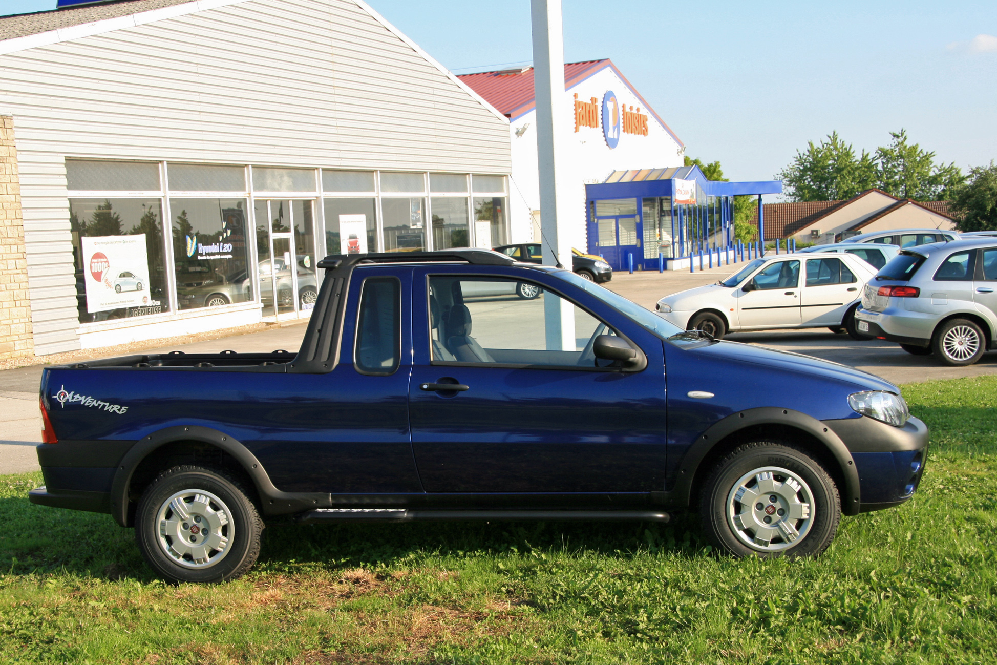 Description du véhicule Fiat Strada 2 - Encyclopédie automobile ...