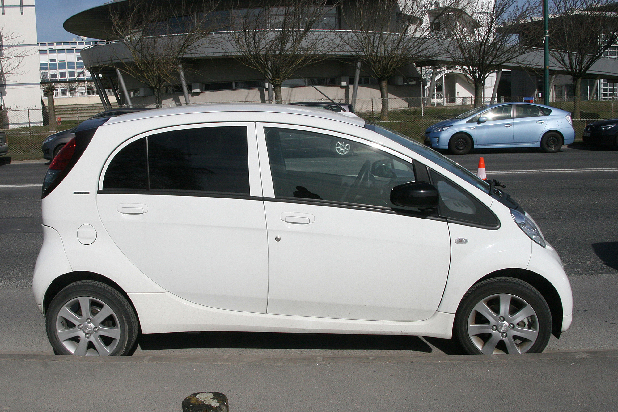 Peugeot Ion