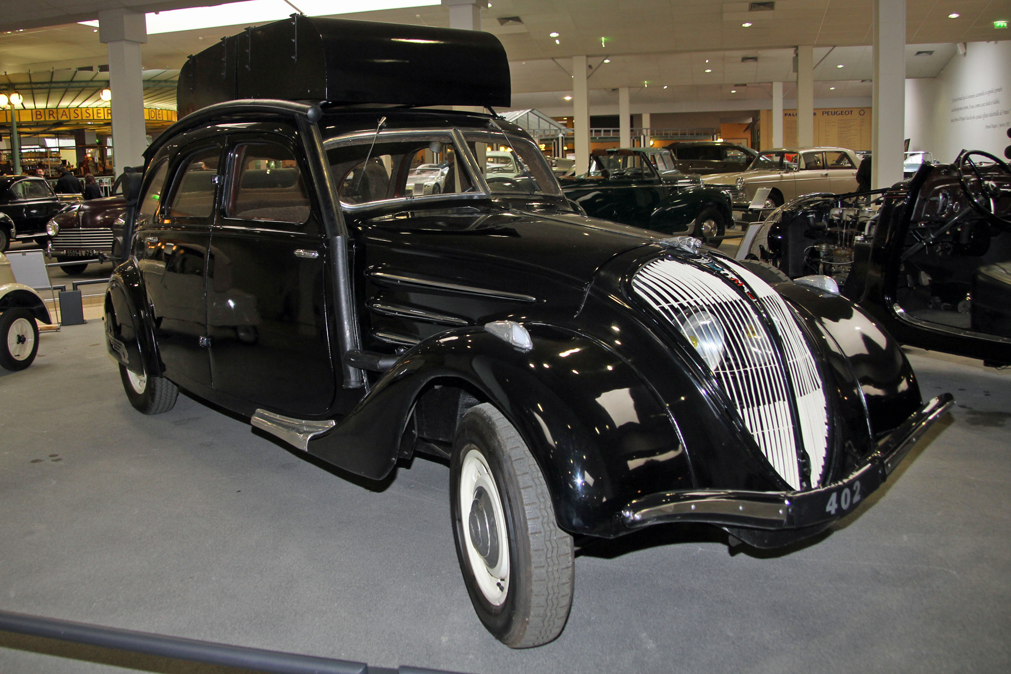 Peugeot 402 Gazogène