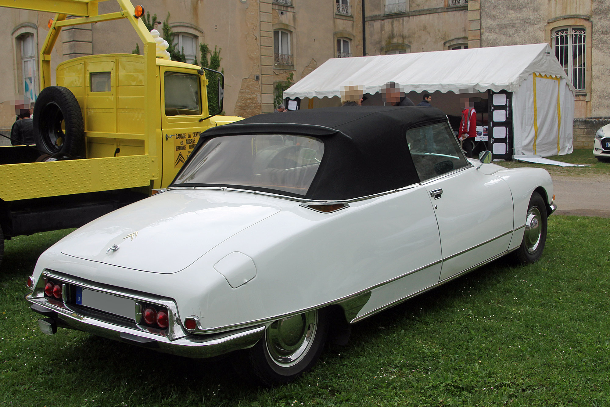 Citroën DS 2